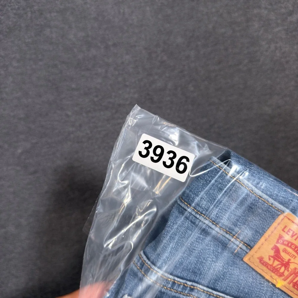 Levi's 312 Shaping Slim Jeans Women 26 Blue Denim Mid Rise Stretch Casual Mom - Picture 9 of 9